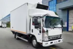 ISUZU 4.2-Meter Refrigerated Truck - Image 3