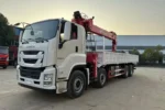 ISUZU Front-Four-Rear-Eight 12-ton Crane Truck - Image 9