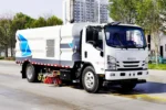 ISUZY 12 Cubic Meter Street Sweeper Sruck - Image 4