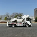 ISUZU KV100 32 meter straight arm telescopic aerial work platform